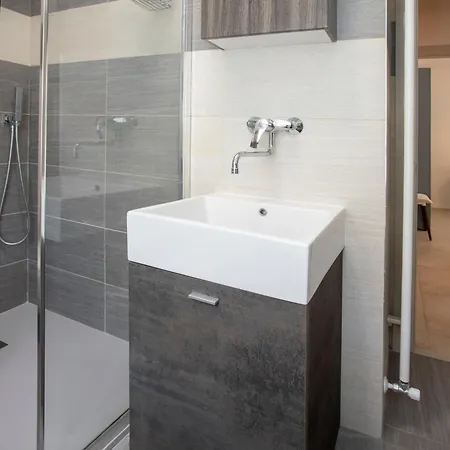 Butterfly דירה לצנו